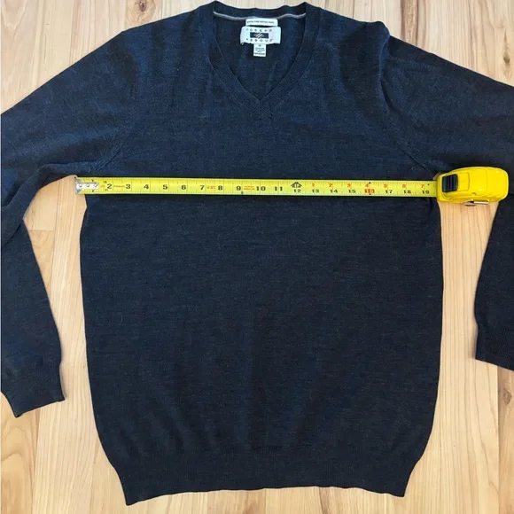 Men's Joseph Abboud Extra Fine Merino Sweater Size Medium Charcoal Gray - Picture 6 of 7